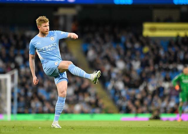 暂居第一 暂居第一